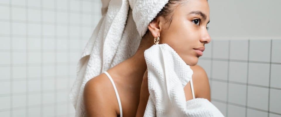 Article Je ne fais pas un bon nettoyage de peau le soir : quelles conséquences